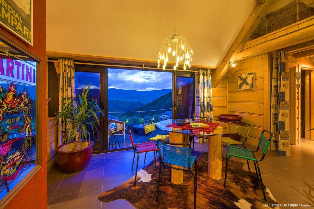 Les Fermes De Pinpin Villa เลบารอช ภายนอก รูปภาพ